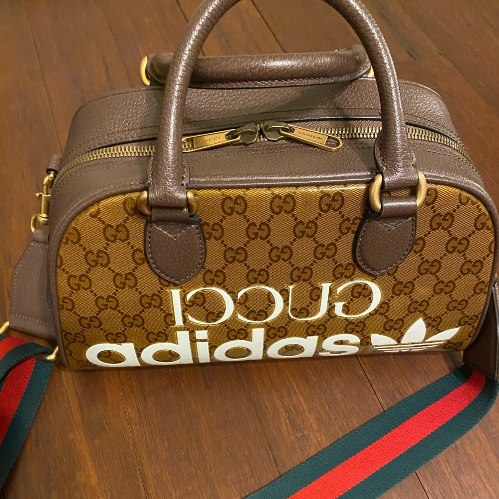 Imitation Gucci purse! Quality leather, paid $375 exceptional condition